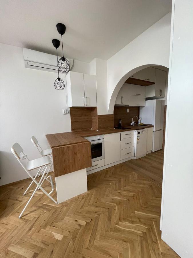 Stella Appartment Novi Sad Esterno foto